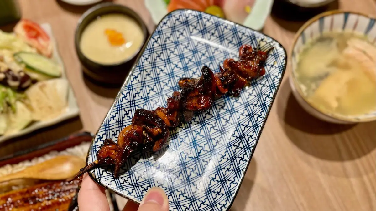 ４星起跳！晴光市場高評價６美食：奶粉甜甜圈、紅到日本珍奶冰、手臂長蛋餅