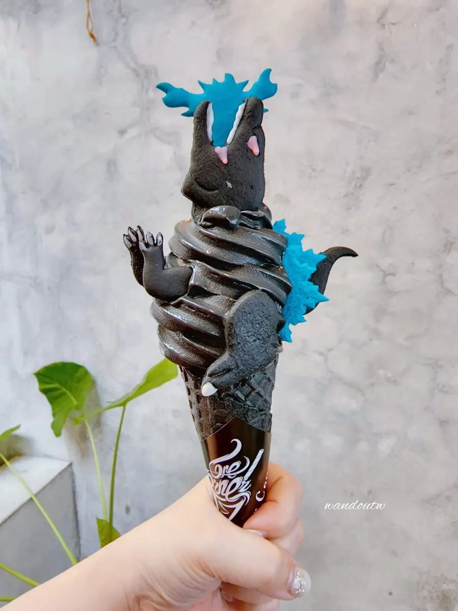 少女心噴發！造型冰店打卡「小美人魚霜淇淋」，人氣怪獸冰、法鬥雪糕也必嘗