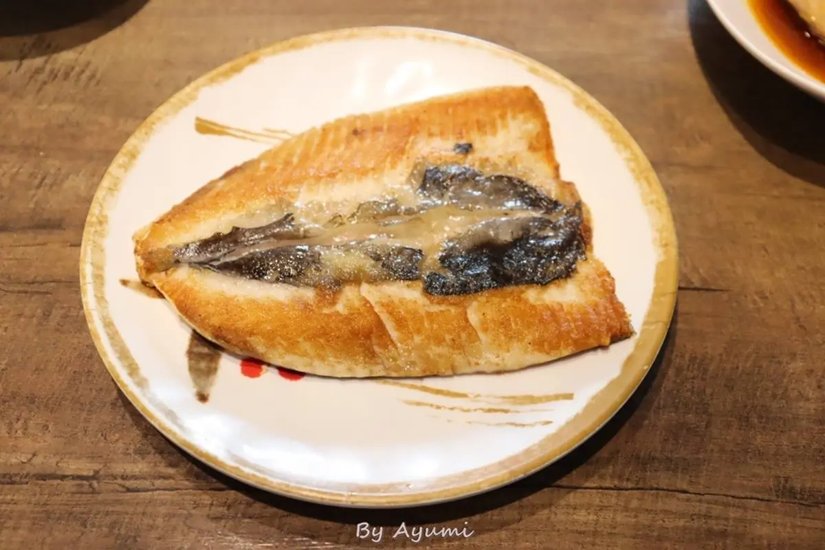老字號虱目魚專賣!少見「鼓汁魚肚」超下飯,手工狗母魚酥一吃愛上 老字號虱目魚專賣!少見「鼓汁魚肚」超下飯,手工狗母魚酥一吃愛上