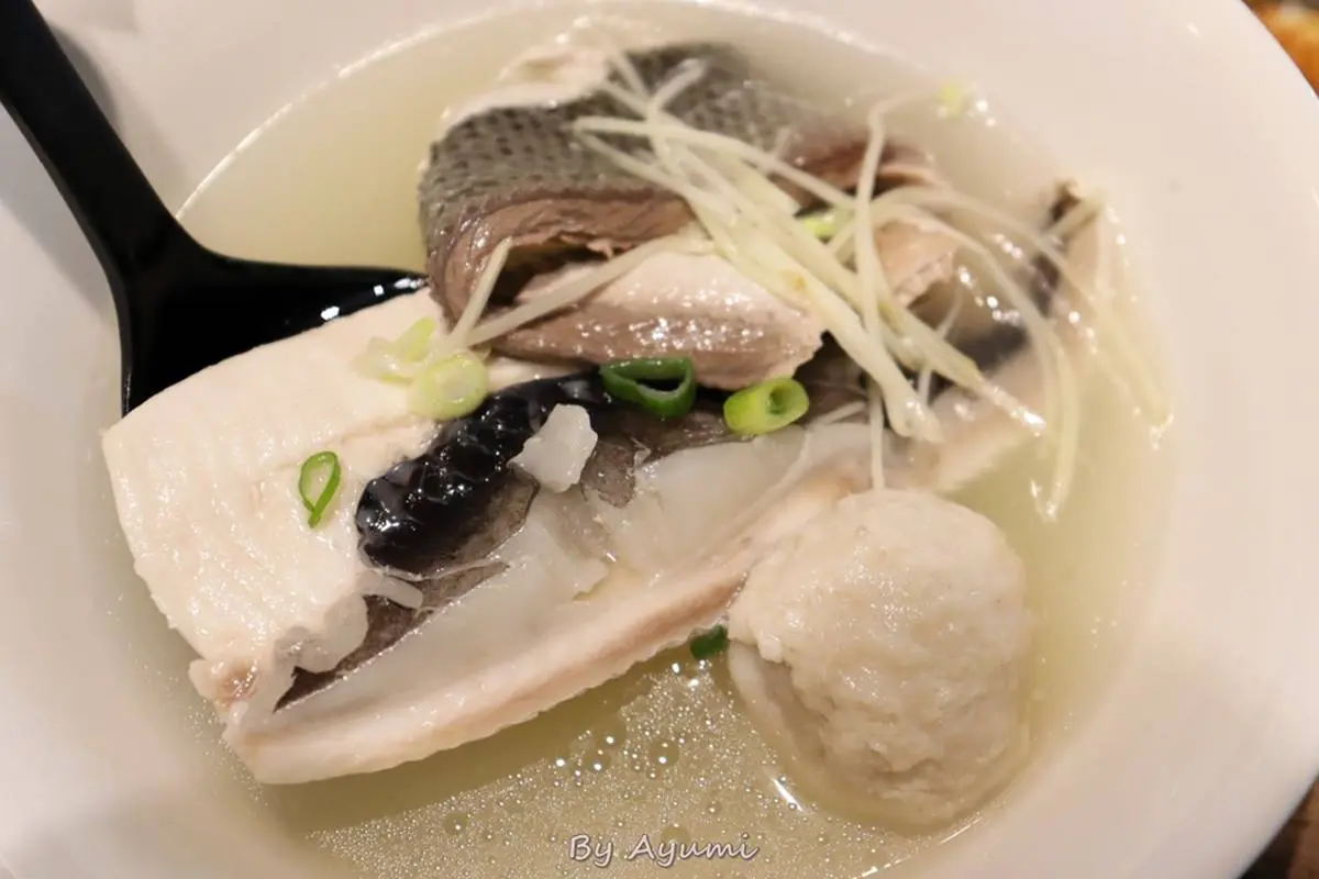 老字號虱目魚專賣!少見「鼓汁魚肚」超下飯,手工狗母魚酥一吃愛上 老字號虱目魚專賣!少見「鼓汁魚肚」超下飯,手工狗母魚酥一吃愛上