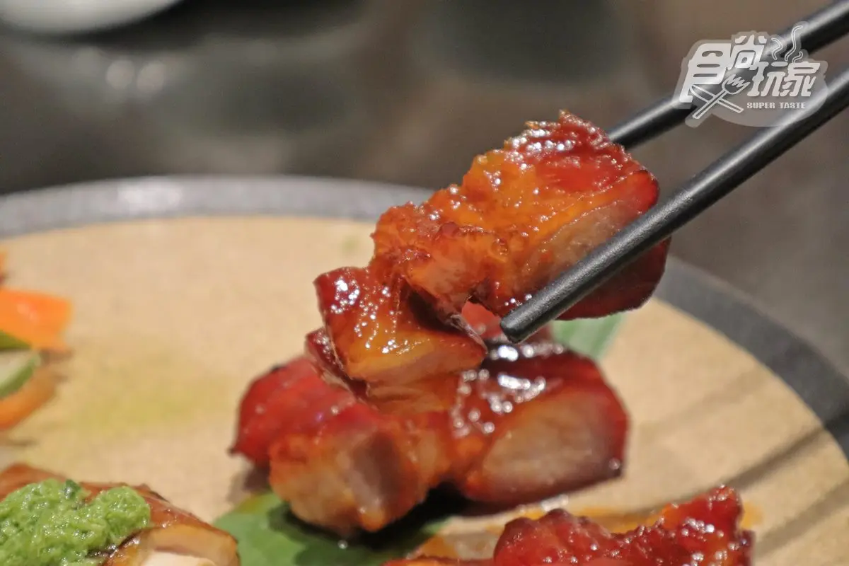 米其林推薦港點吃到飽!大尺寸蝦餃、日本和牛腸粉必吃,還可在雙層巴士打卡 米其林推薦港點吃到飽!大尺寸蝦餃、日本和牛腸粉必吃,還可在雙層巴士打卡