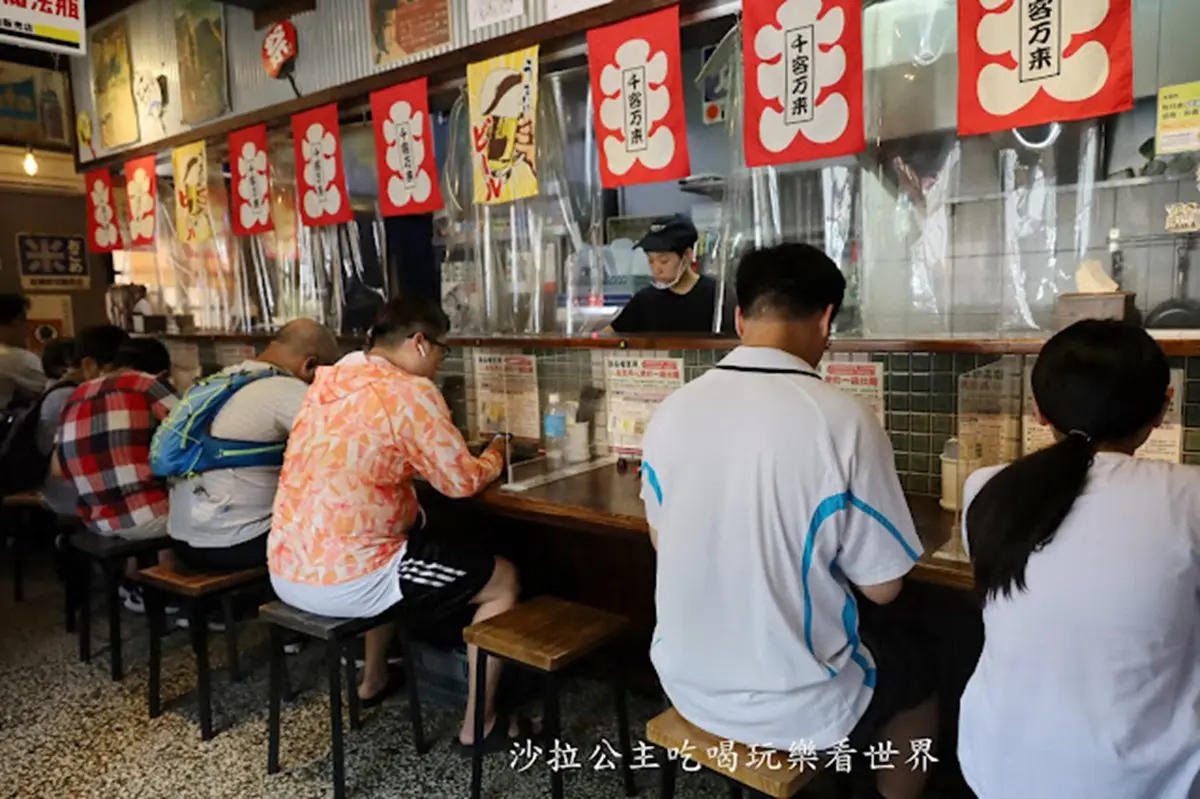 不只士林夜市！５家士林站排隊美食：秒殺拉麵、冠軍烤鴨、蔣友柏也愛鍋貼