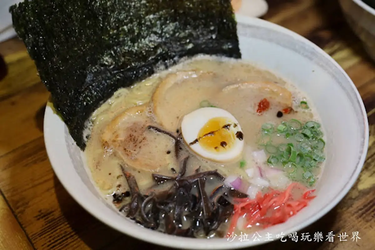 不只士林夜市！５家士林站排隊美食：秒殺拉麵、冠軍烤鴨、蔣友柏也愛鍋貼