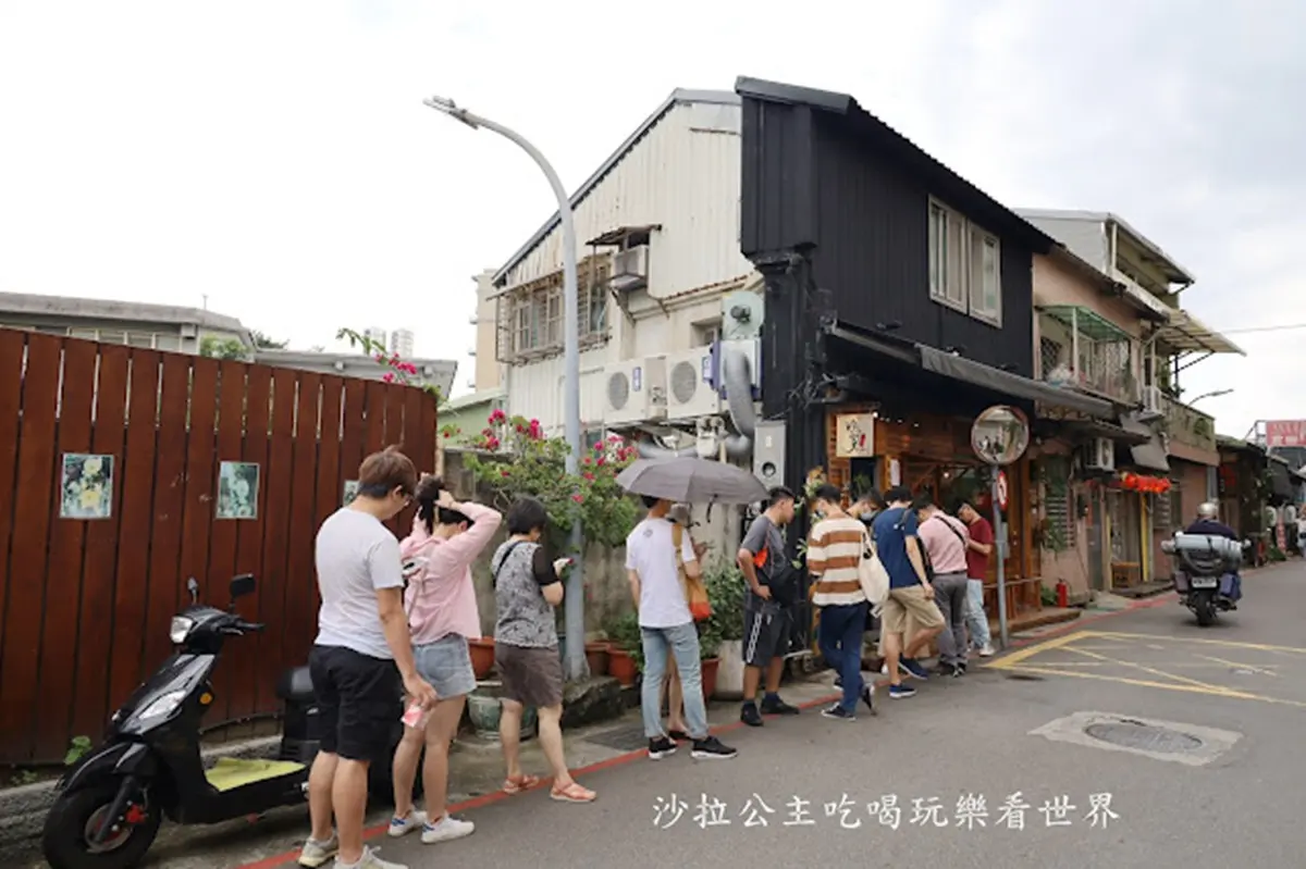 不只士林夜市！５家士林站排隊美食：秒殺拉麵、冠軍烤鴨、蔣友柏也愛鍋貼