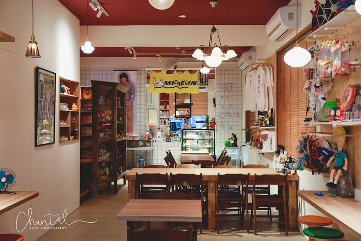 掉入時光隧道！超好拍「古物甜點店」爽玩復古街機，打卡必點限量布丁百匯