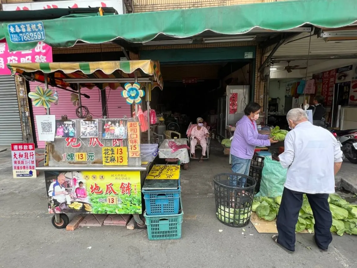 總統蔡英文也吃過！現點現煎「古早味地瓜餅」最低15元，牽絲起司口味太邪惡