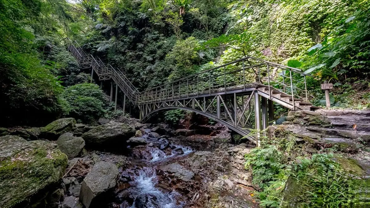 林美石磐步道