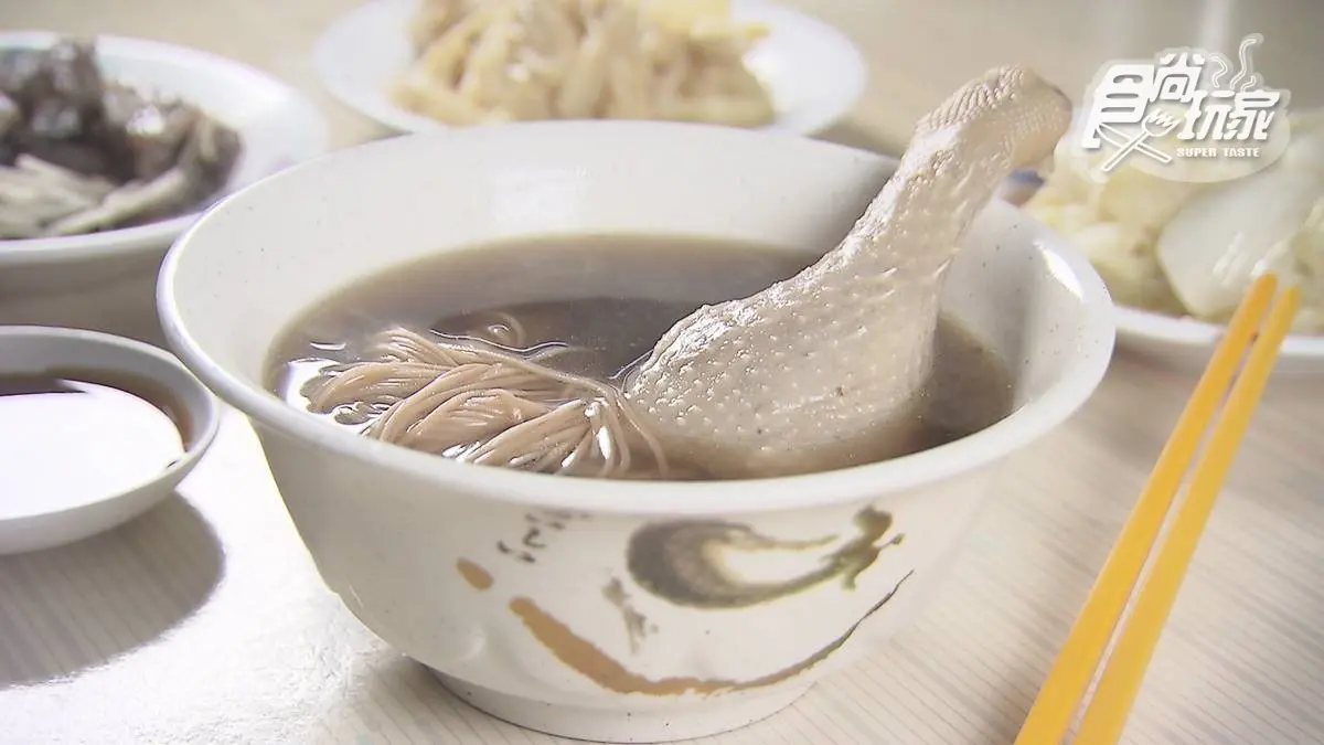 屏東宵夜推薦18家!深夜炭烤饅頭、老字號汕頭火鍋、千層臭豆腐 屏東宵夜推薦18家!深夜炭烤饅頭、老字號汕頭火鍋、千層臭豆腐