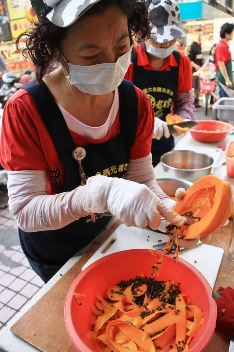 老高雄才知！４家必吃古早味甜品：60年木瓜牛奶、古法綿豆花、花生燒麻糬