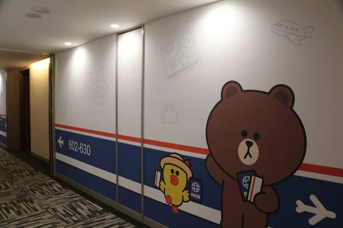 全台獨創LINE FRIENDS主題房！８款熊大、兔兔房型，還有超萌摩天輪車廂可搭