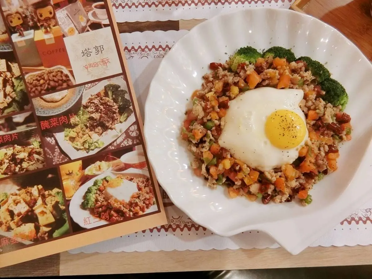 隱身永康街的藏族料理！神祕「鹹奶茶」喝得到普洱香，嘗鮮必點開胃「紅三剁」