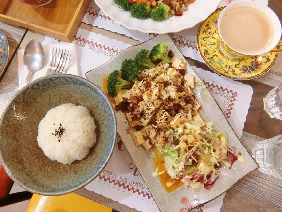 隱身永康街的藏族料理！神祕「鹹奶茶」喝得到普洱香，嘗鮮必點開胃「紅三剁」