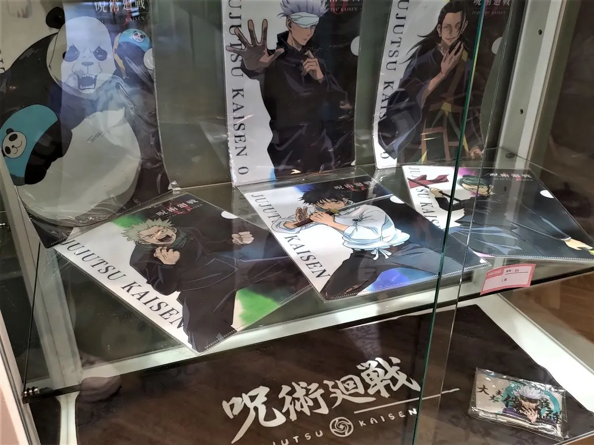動漫迷集合！FANFANS CAFÉ進駐台中，「咒術迴戰0」首發帥氣登場快朝聖