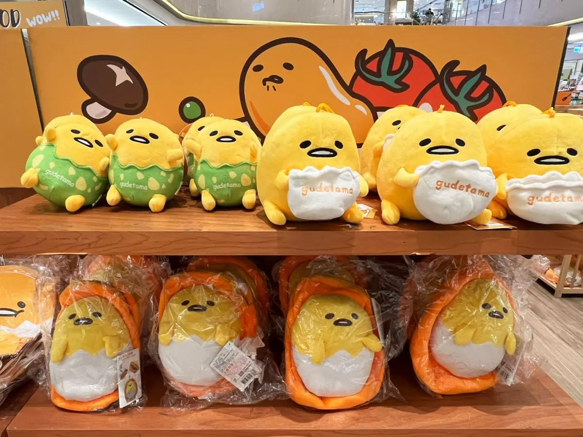 史上最萌「蛋黃哥草莓生吐司公仔」!蛋黃哥快閃店到高雄,餐點、周邊一次看 史上最萌「蛋黃哥草莓生吐司公仔」!蛋黃哥快閃店到高雄,餐點、周邊一次看