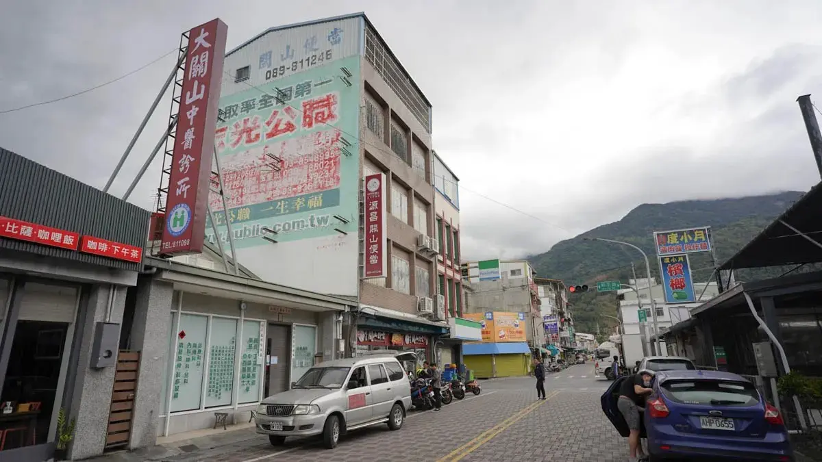 不輸台鐵便當!全台5家鐵路便當:70元8種配料、雙拼100元、關山米製作 不輸台鐵便當!全台5家鐵路便當:70元8種配料、雙拼100元、關山米製作