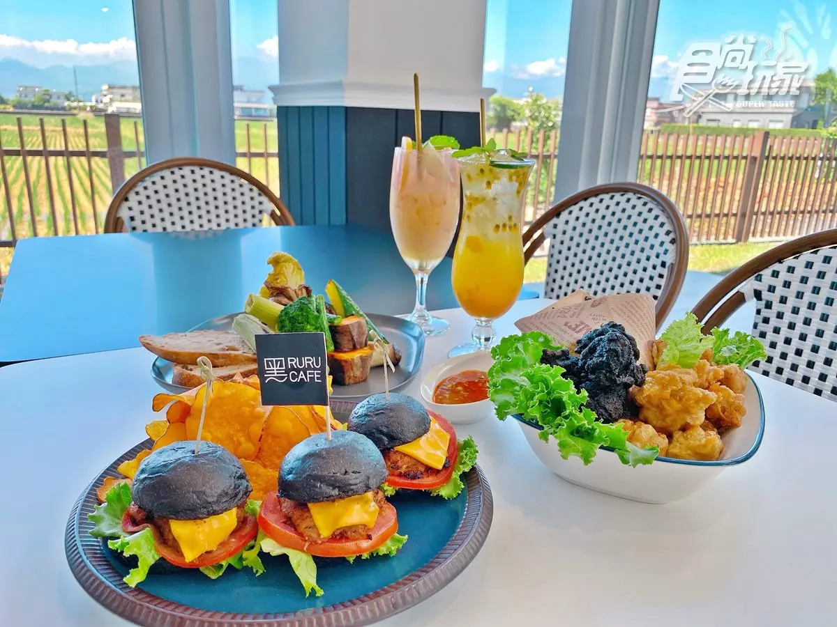 【新開店】全台首家笑笑羊早午餐「黑RURU CAFE」，獨家黑白色系餐點超好拍