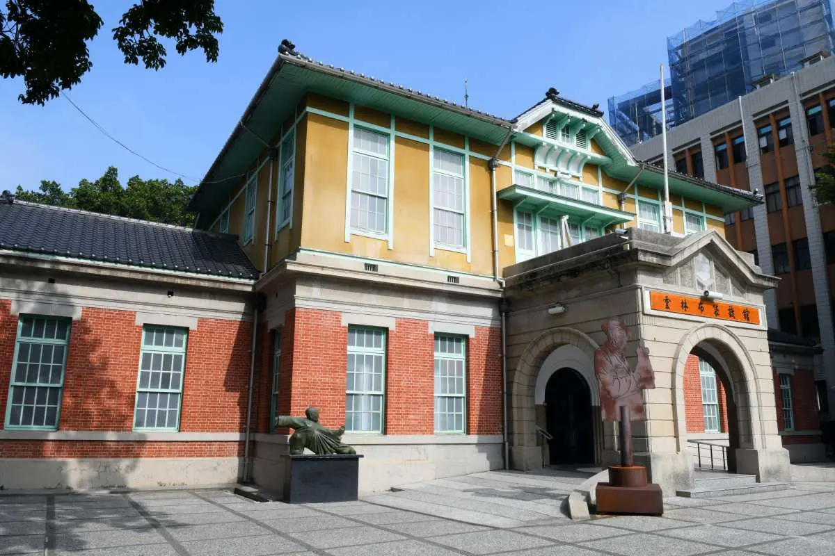 雲林偽出國景點！５處日式老宅好逛又好玩：全台首家古蹟誠品、懷舊布袋戲館