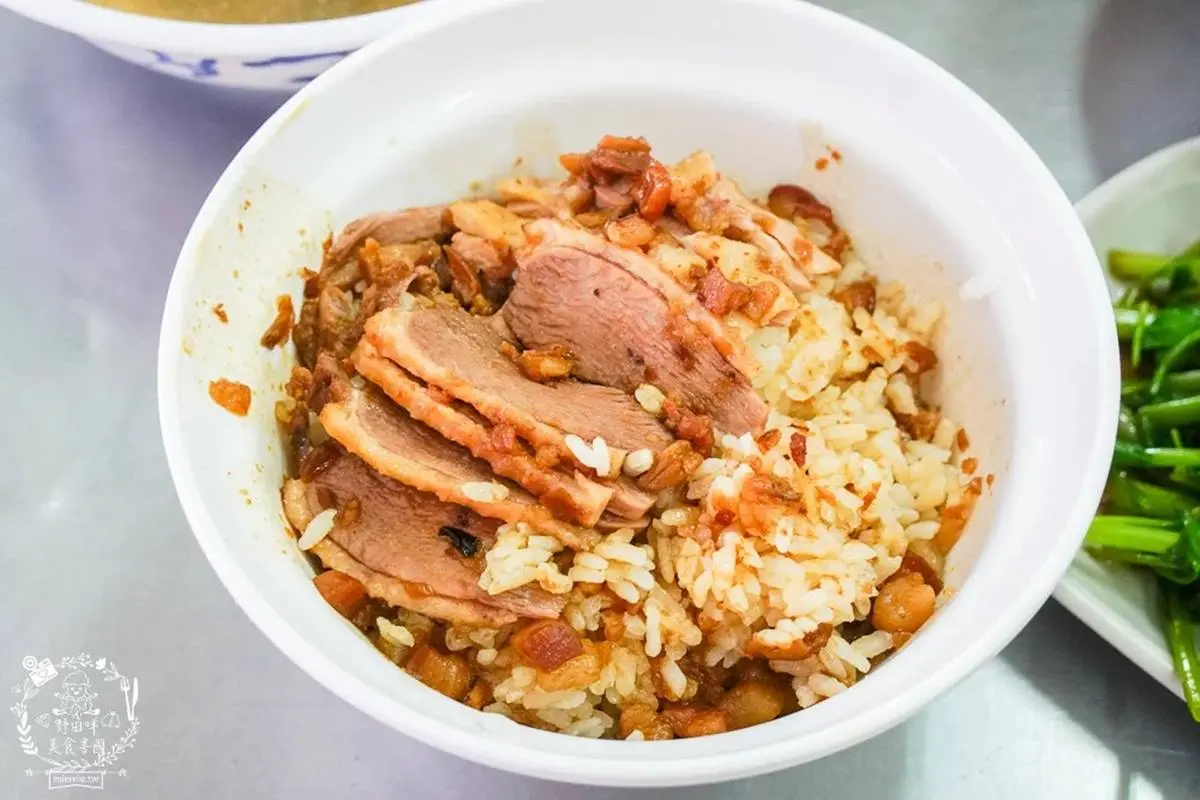 文博會順吃！鹽埕６家銅板小吃： 3000則好評鴨肉飯、彩色刈包、限量水煎包