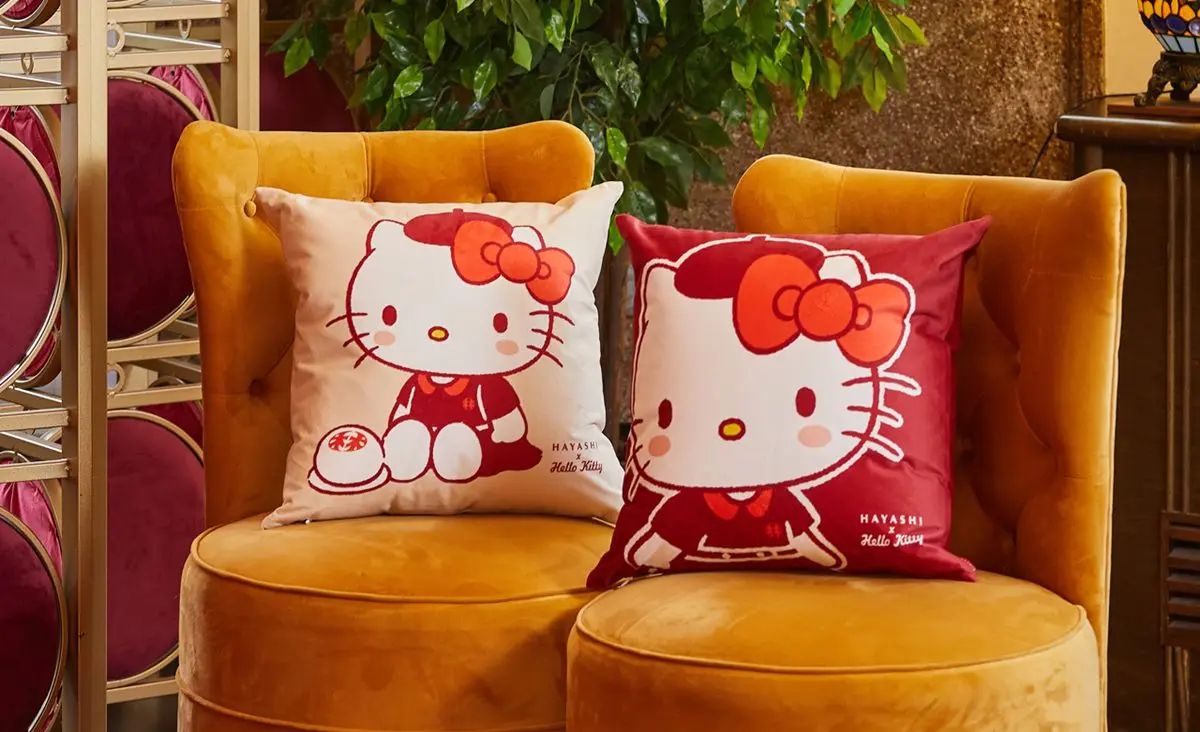 全台首間「Hello Kitty喫茶店」！秒飛日本場景超好拍，還有超萌周邊可買