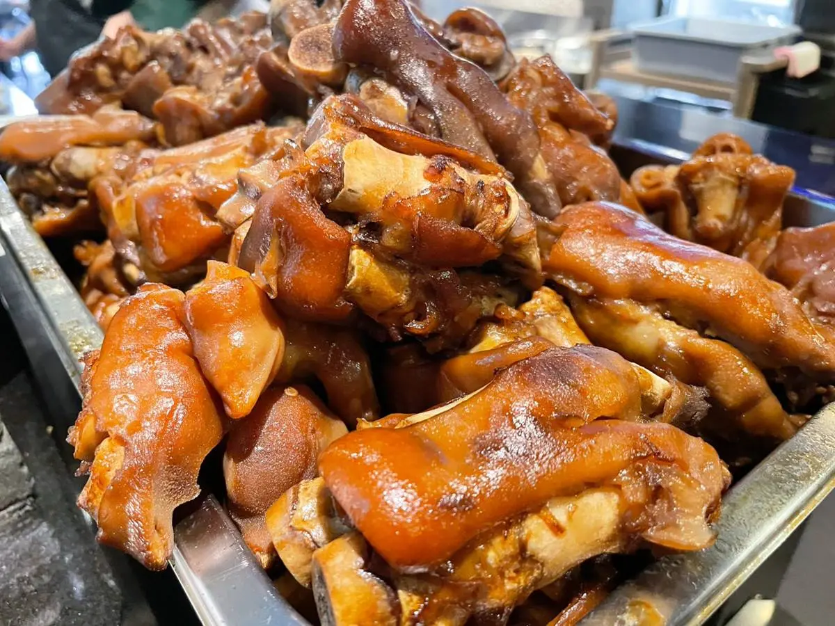 台北老饕激推!6家必吃豬腳:韓廚神白種元也愛、賣涼麵的豬腳店、3000則好評 台北老饕激推!6家必吃豬腳:韓廚神白種元也愛、賣涼麵的豬腳店、3000則好評