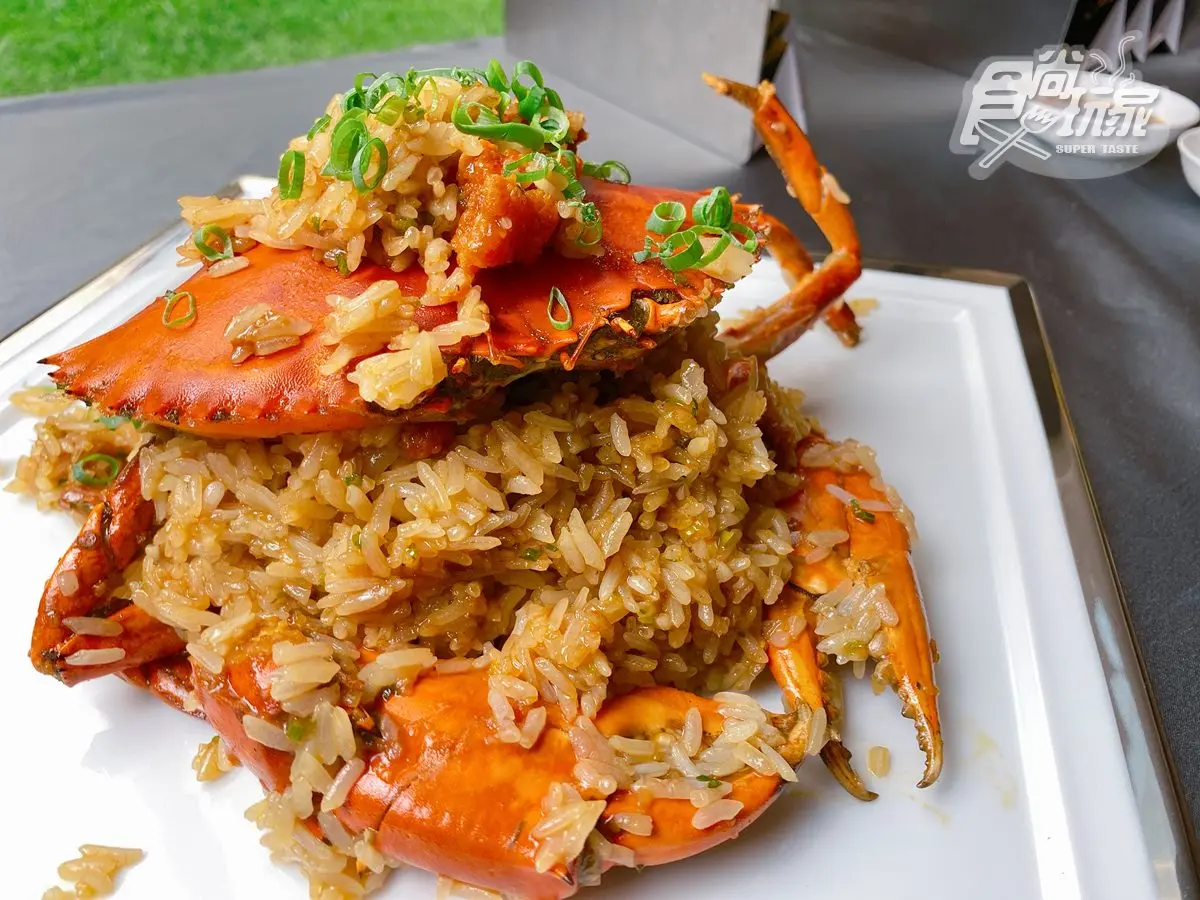 下一個米其林!超狂「麵條披薩」這裡吃,還有完勝速食店「牽絲海鮮版」蛋塔 下一個米其林!超狂「麵條披薩」這裡吃,還有完勝速食店「牽絲海鮮版」蛋塔