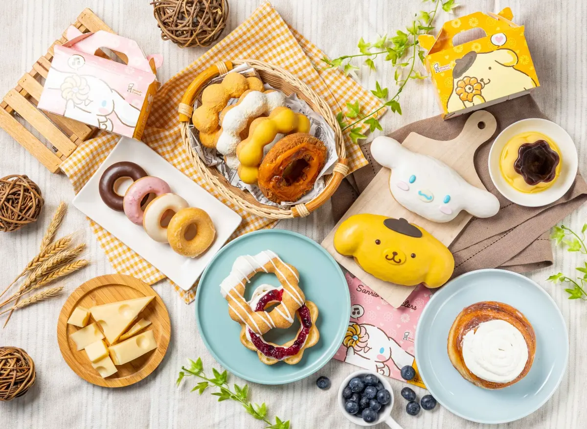開吃了！Mister Donut「大耳狗與布丁狗」甜甜圈、周邊萌翻，先收Ｑ版小提袋