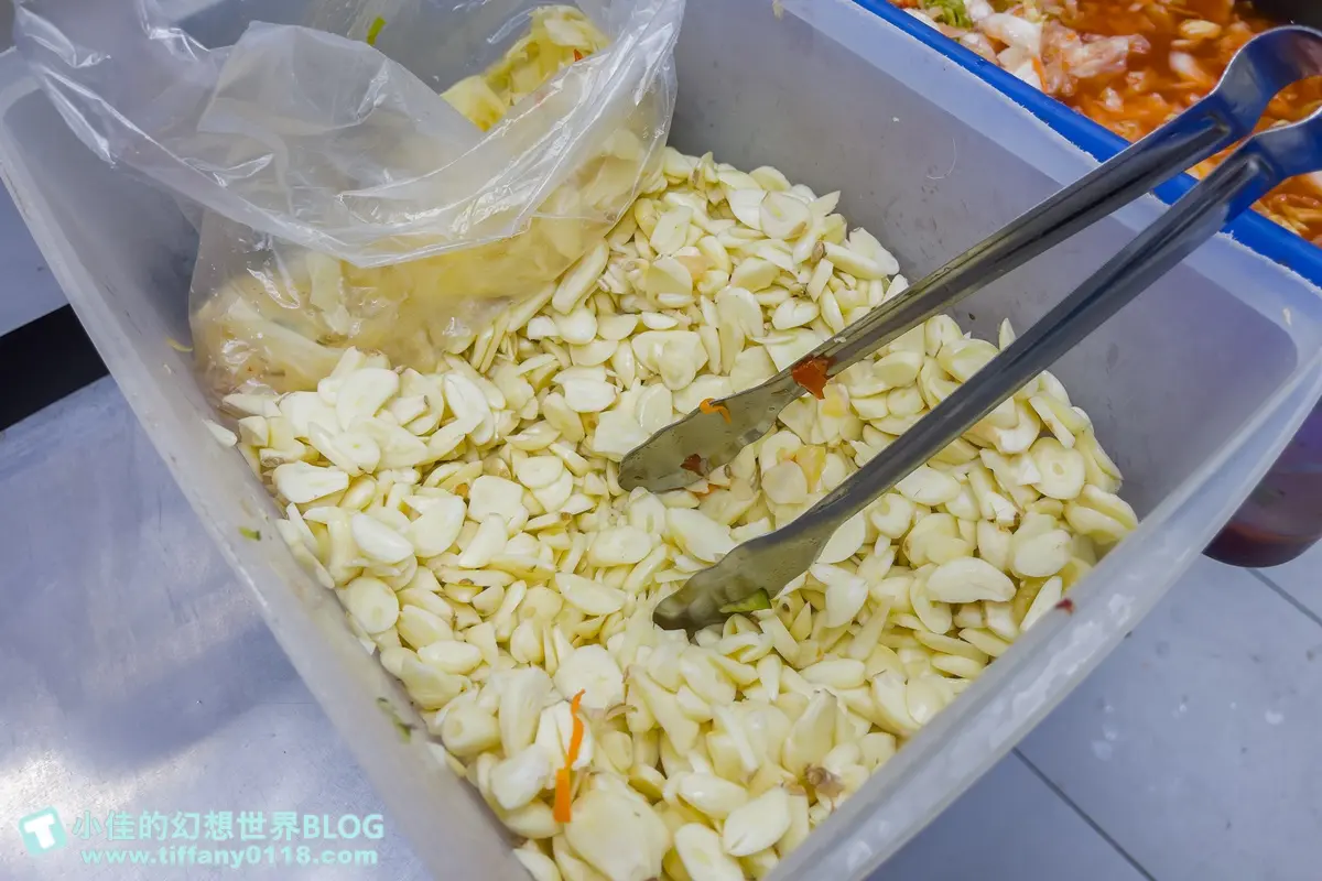 在地人激推!清大夜市「手工米腸」包滿滿花生粒,免費配4樣小菜超解膩 在地人激推!清大夜市「手工米腸」包滿滿花生粒,免費配4樣小菜超解膩