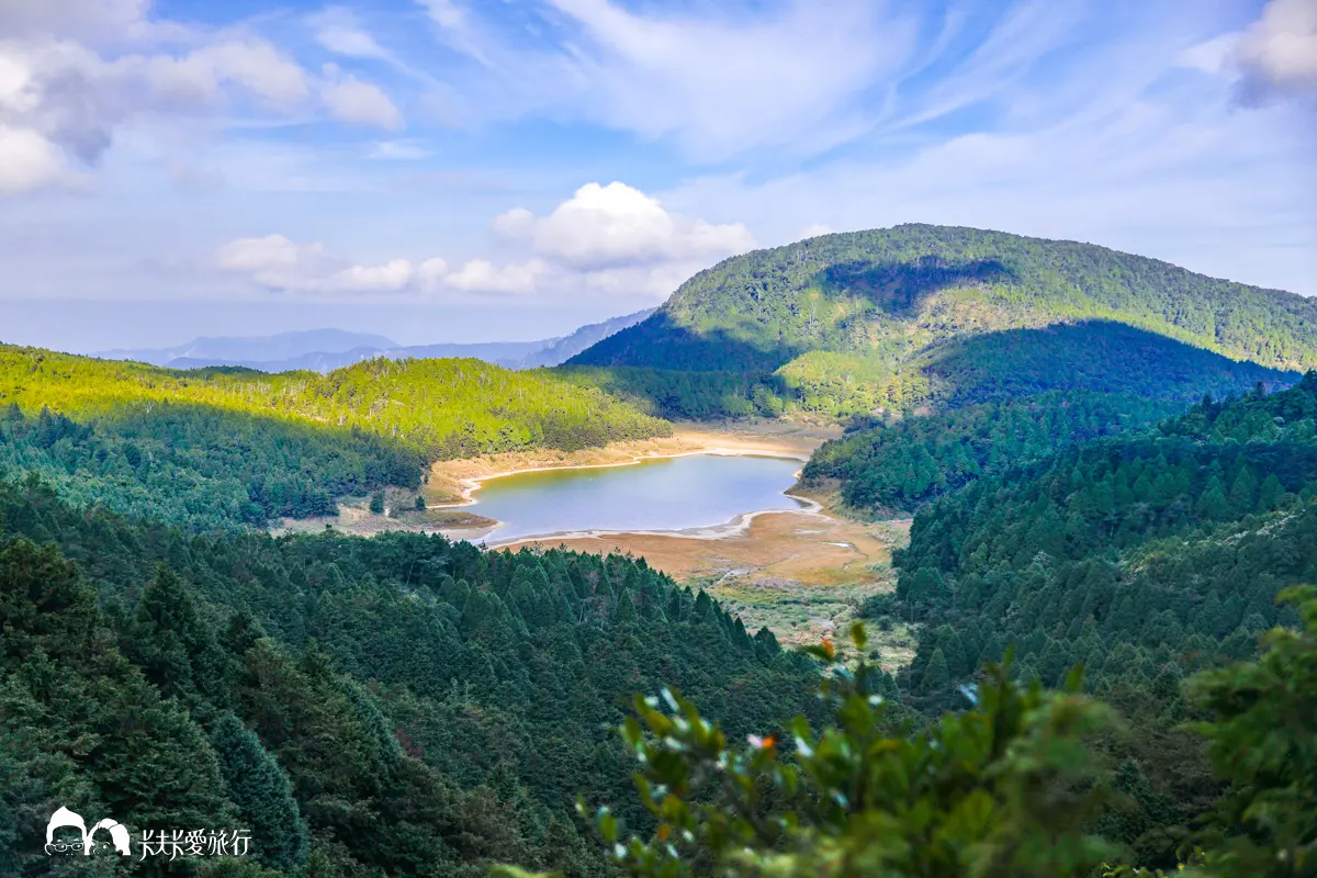 宜蘭最美湖泊!全球首條「寧靜步道」俯瞰仙境湖景,絕美觀湖平台10分鐘可抵 宜蘭最美湖泊!全球首條「寧靜步道」俯瞰仙境湖景,絕美觀湖平台10分鐘可抵