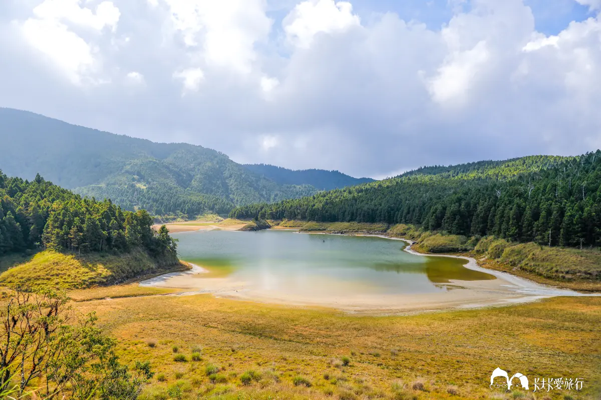宜蘭最美湖泊!全球首條「寧靜步道」俯瞰仙境湖景,絕美觀湖平台10分鐘可抵 宜蘭最美湖泊!全球首條「寧靜步道」俯瞰仙境湖景,絕美觀湖平台10分鐘可抵