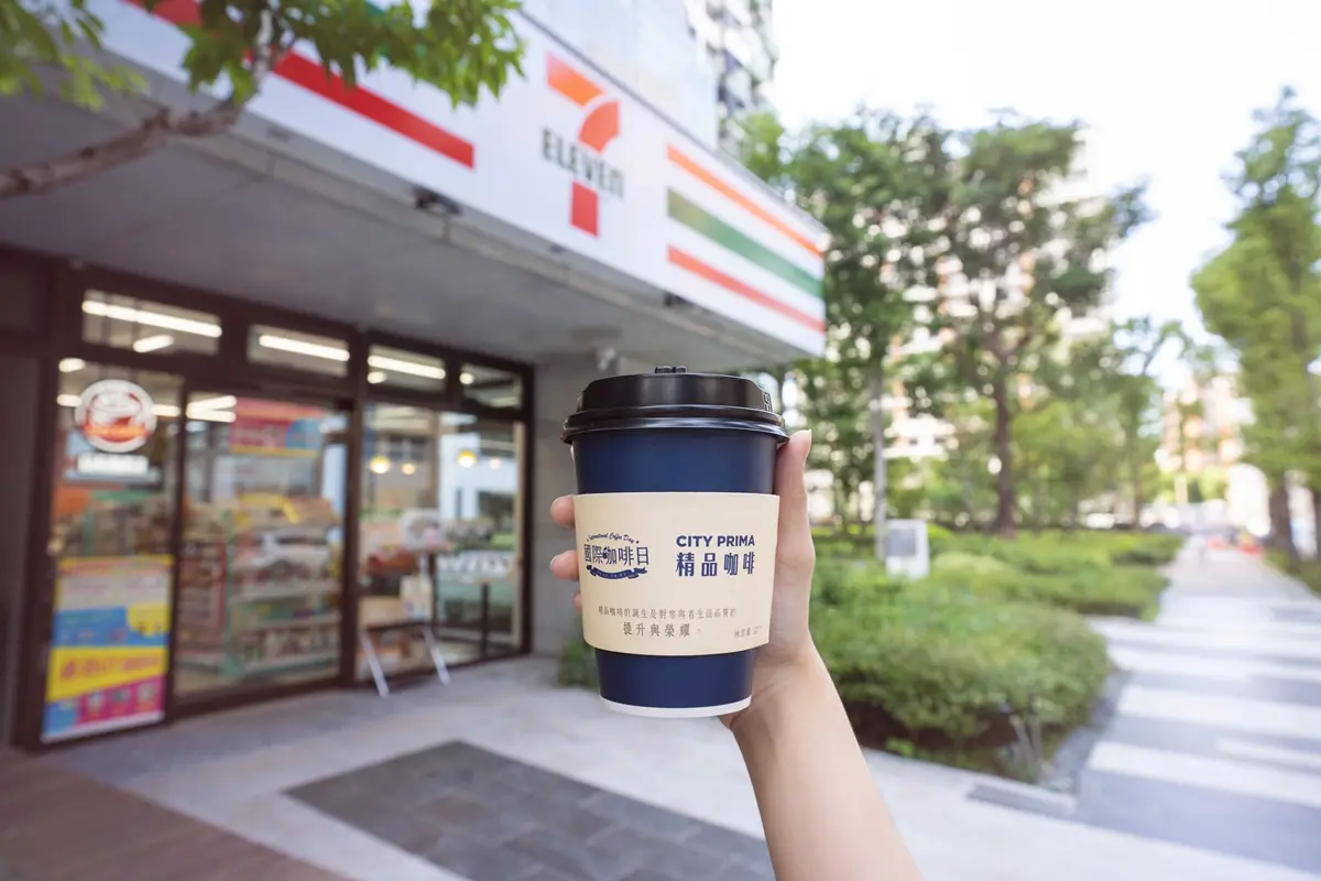 超商最強優惠快收！全家霜淇淋、拿鐵買一送一，7-11精品咖啡買７送７