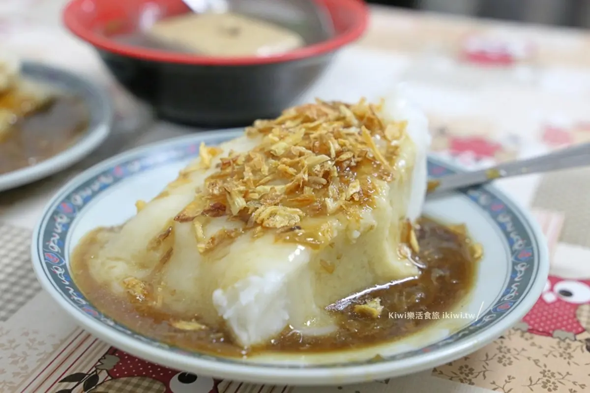 彰化不只爌肉飯！員林５家人氣美食：限量芋蔥粿、獨門祕方雞腳凍、10元泡芙