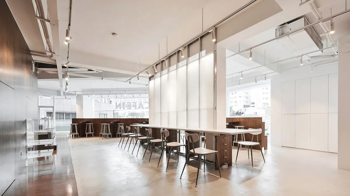 純白3層樓「CAFE!N」進駐台中!首聯名開賣「咖哩烏龍麵」,咖啡控快衝打卡 純白3層樓「CAFE!N」進駐台中!首聯名開賣「咖哩烏龍麵」,咖啡控快衝打卡