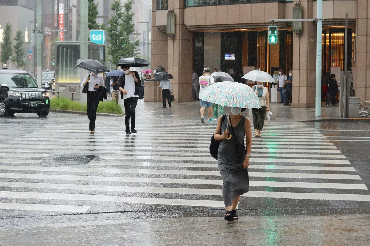 颱風「庫拉」生成！雙颱共舞１張圖看本週天氣，早晚溫差11度、午後雷陣雨