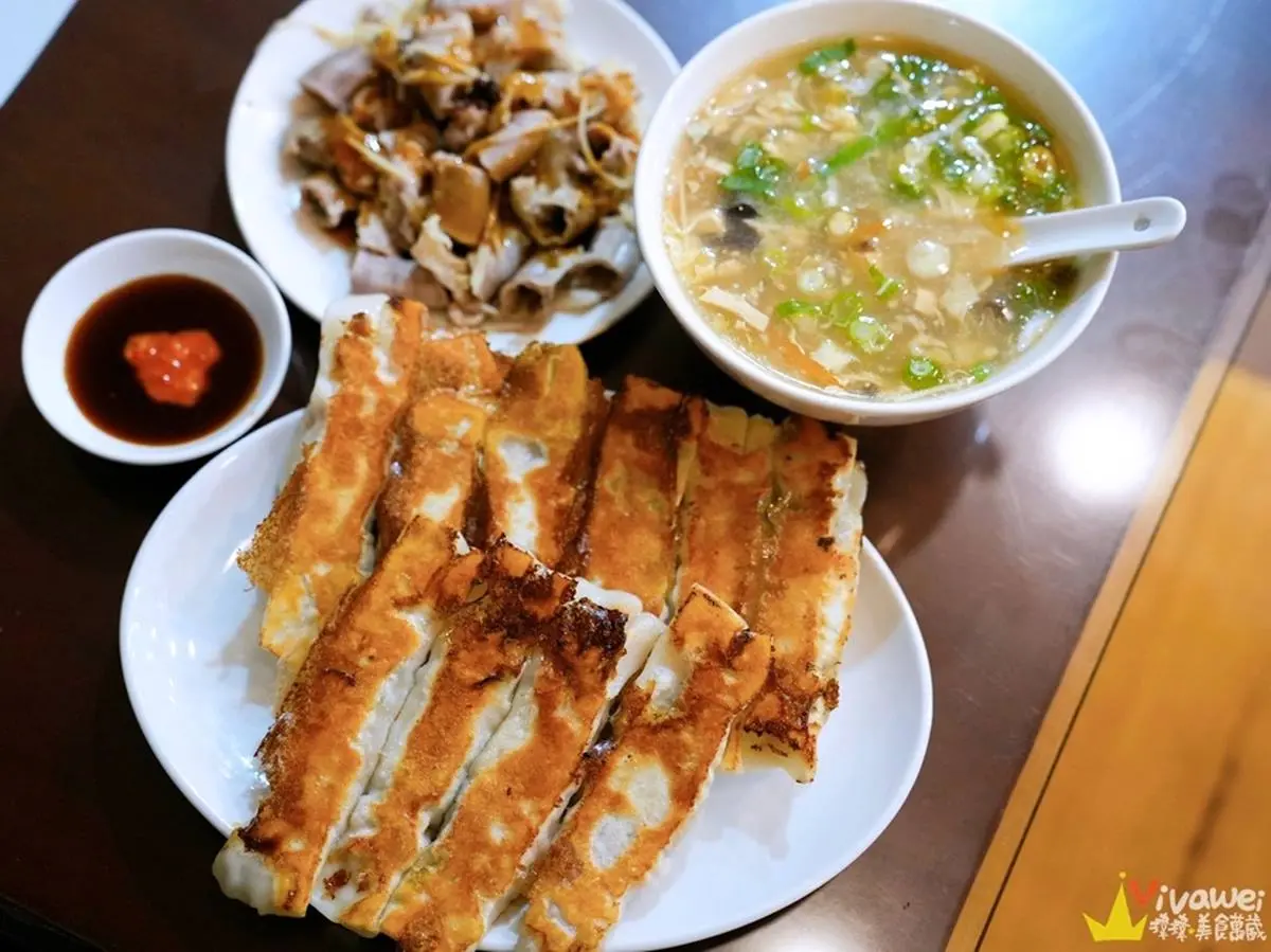 步行10分內！士林站５網推美食：蔣友柏最愛鍋貼、熟客拿鍋子裝、小菜免費加