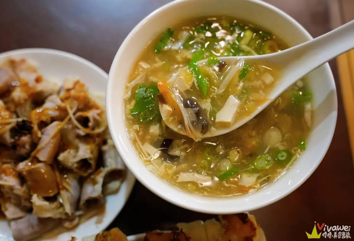 步行10分內!士林站5網推美食:蔣友柏最愛鍋貼、熟客拿鍋子裝、小菜免費加 步行10分內!士林站5網推美食:蔣友柏最愛鍋貼、熟客拿鍋子裝、小菜免費加