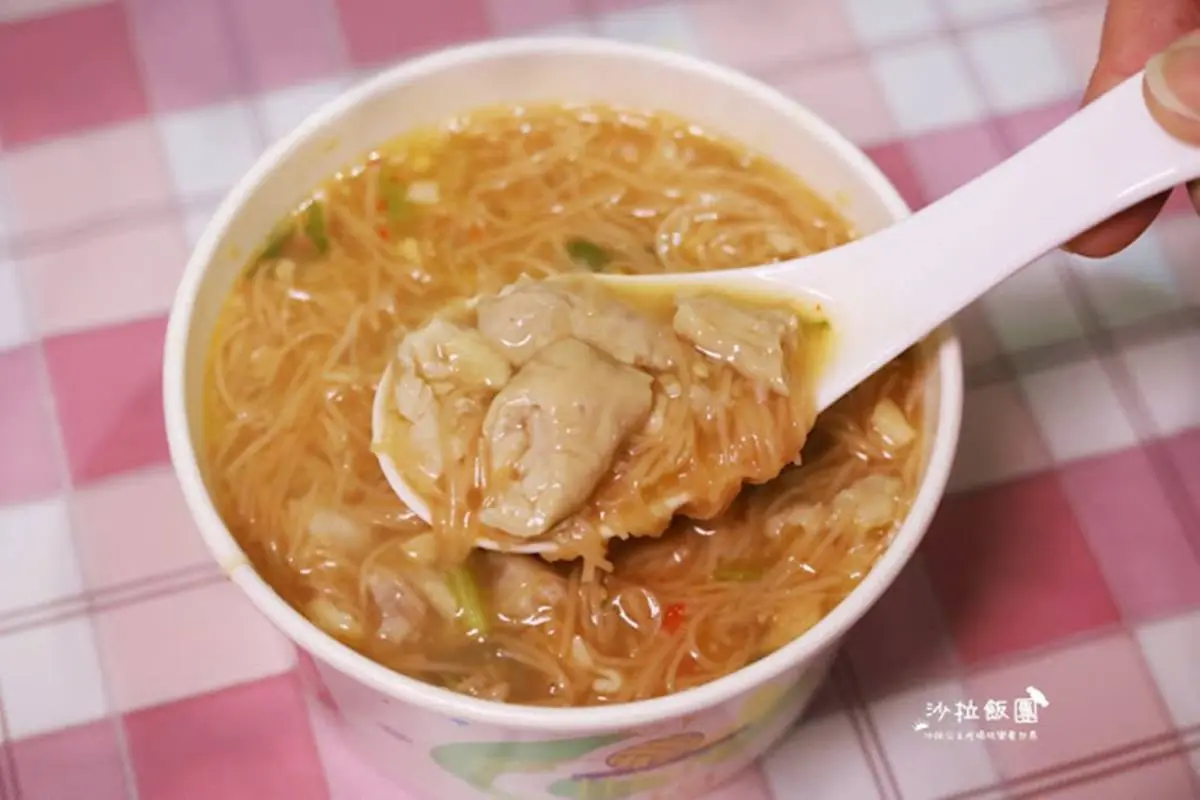 步行10分內！士林站５網推美食：蔣友柏最愛鍋貼、熟客拿鍋子裝、小菜免費加