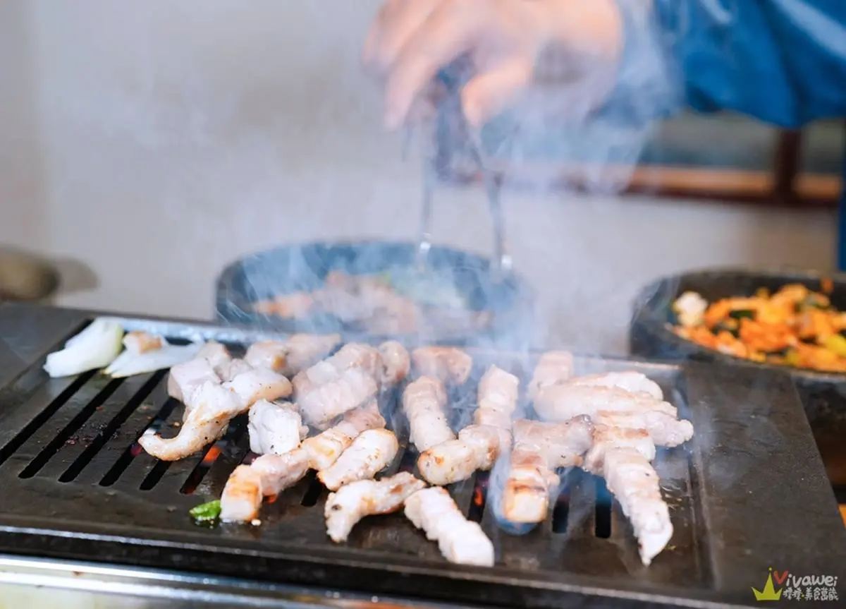 步行10分內!士林站5網推美食:蔣友柏最愛鍋貼、熟客拿鍋子裝、小菜免費加 步行10分內!士林站5網推美食:蔣友柏最愛鍋貼、熟客拿鍋子裝、小菜免費加