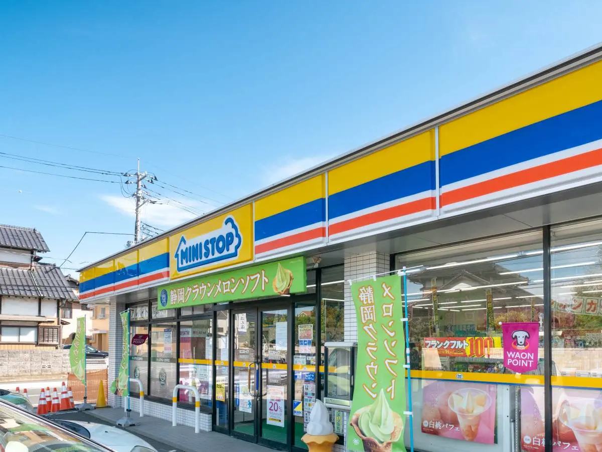 日本超商人氣熱銷！先看「結帳區心機美食」TOP５，再筆記Lawson、全家必買（中獎名單公布）
