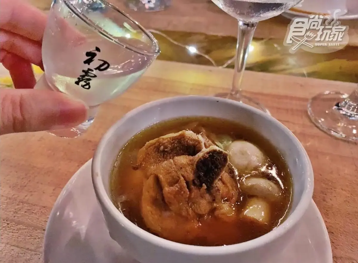 最新地標「宇宙塔」飯店!每間房都有無敵景觀,早餐就有「現切牛排」吃到飽 最新地標「宇宙塔」飯店!每間房都有無敵景觀,早餐就有「現切牛排」吃到飽