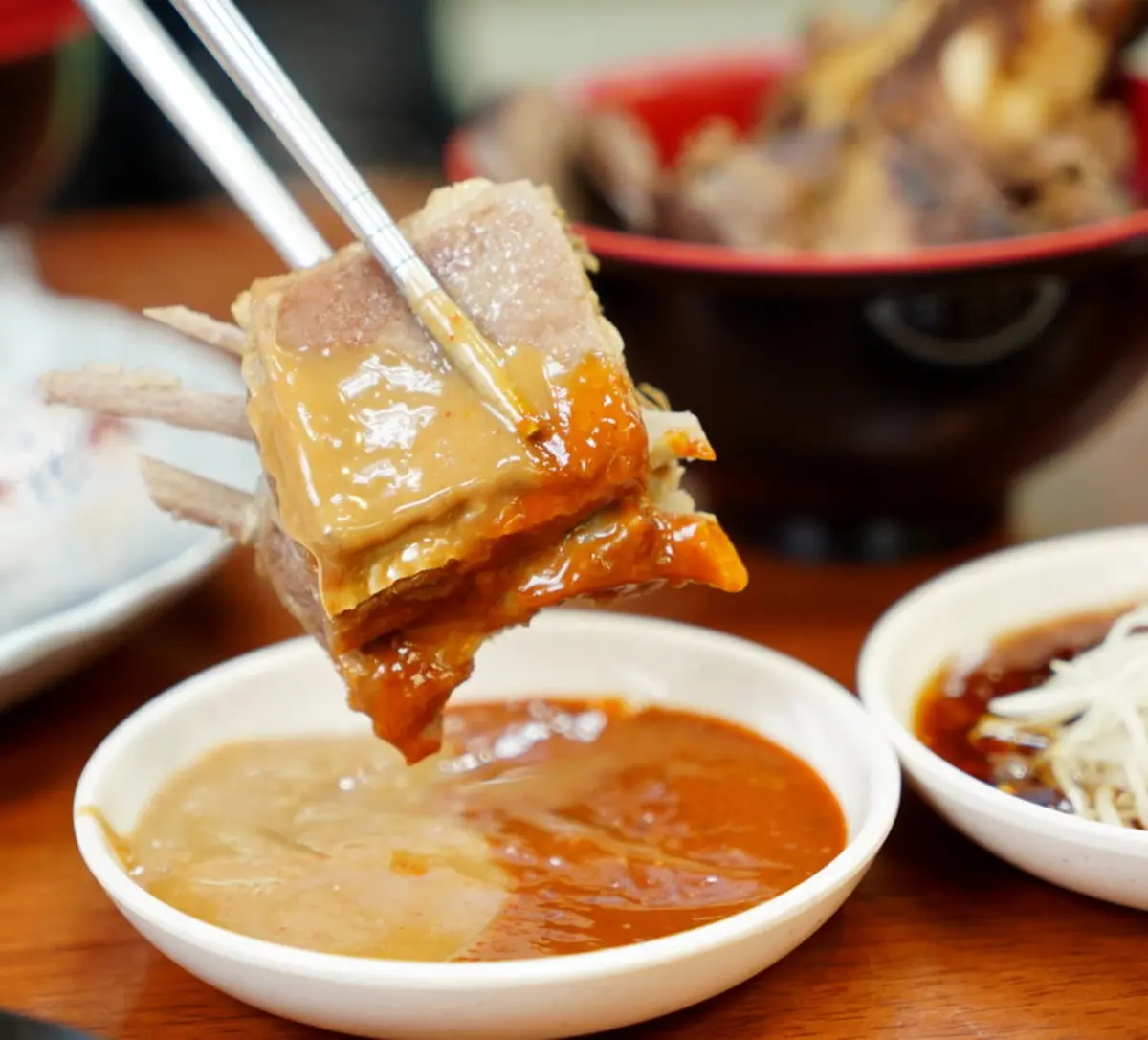 寒流來開嗑!老饕激推6羊肉爐:免500元吃到飽、爆蛋紅蟳+雞胇、全羊料理 好評超過1500則!「羊肉爐吃到飽」500元有找,嗑整隻羊大骨、手撕羊太過癮