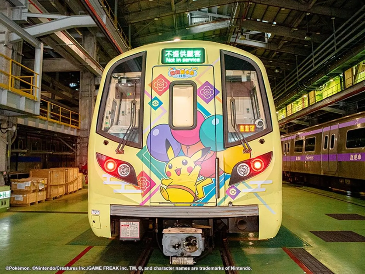 寶可夢鐵粉上車囉！桃捷最萌「皮卡丘彩繪列車」10/21啟航，１日套票快收服