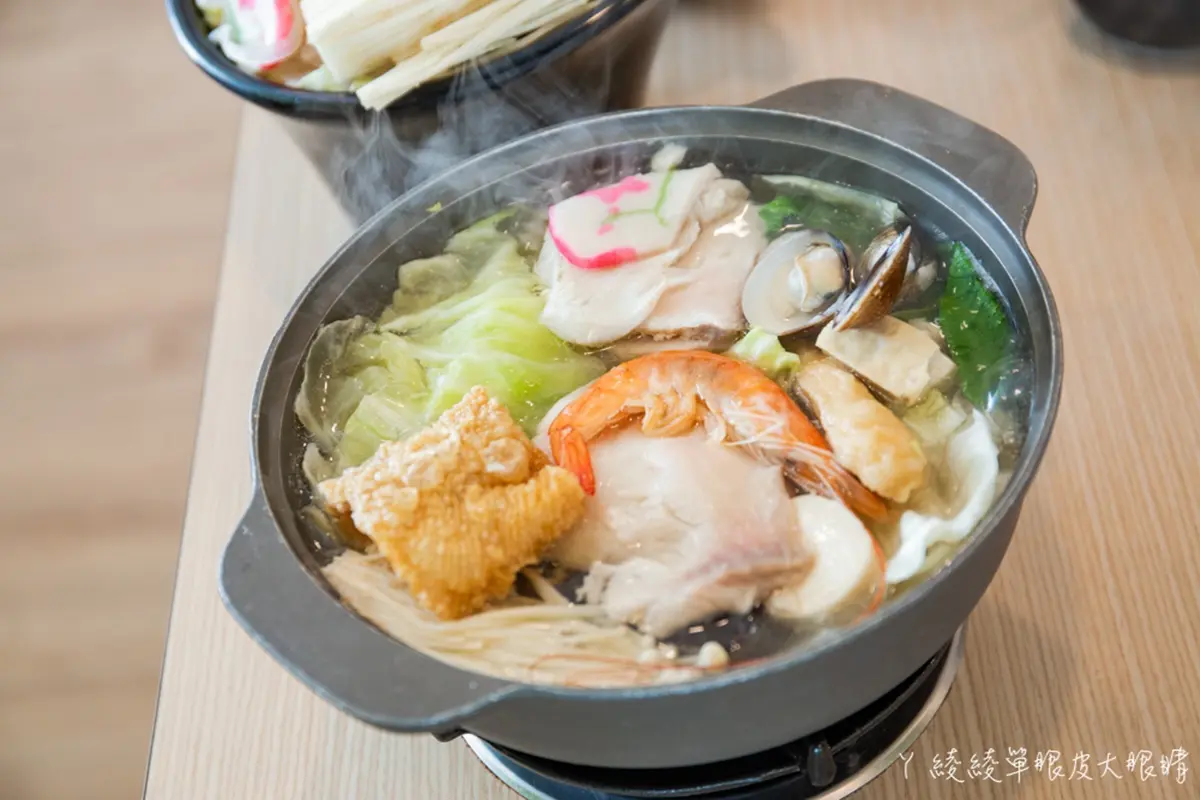 CP值爆表!全台6家百元小火鍋:最低98元起、24小時營業、滷肉飯吃到飽 CP值爆表!全台6家百元小火鍋:最低98元起、24小時營業、滷肉飯吃到飽