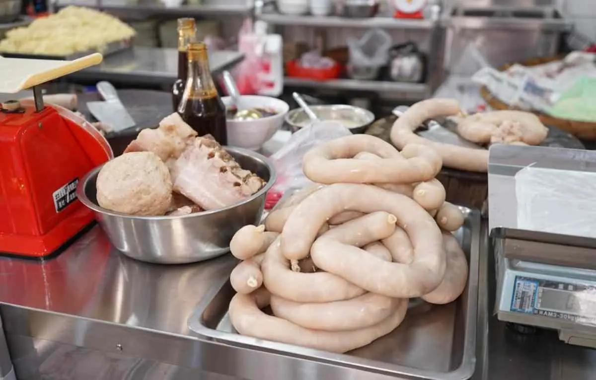 摃丸之王壘球大「摃丸筋」!新竹老店「隱藏美食」內行才知,切片Q彈有嚼勁 摃丸之王壘球大「摃丸筋」!新竹老店「隱藏美食」內行才知,切片Q彈有嚼勁