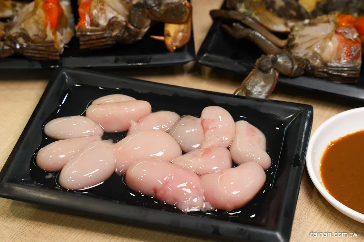 秋冬進補靠這鍋!超狂「鴛鴦鍋」一次吃薑母鴨+羊肉爐,再嗑爆蛋紅蟳、雞胇 秋冬進補靠這鍋!超狂「鴛鴦鍋」一次吃薑母鴨+羊肉爐,再嗑爆蛋紅蟳、雞胇