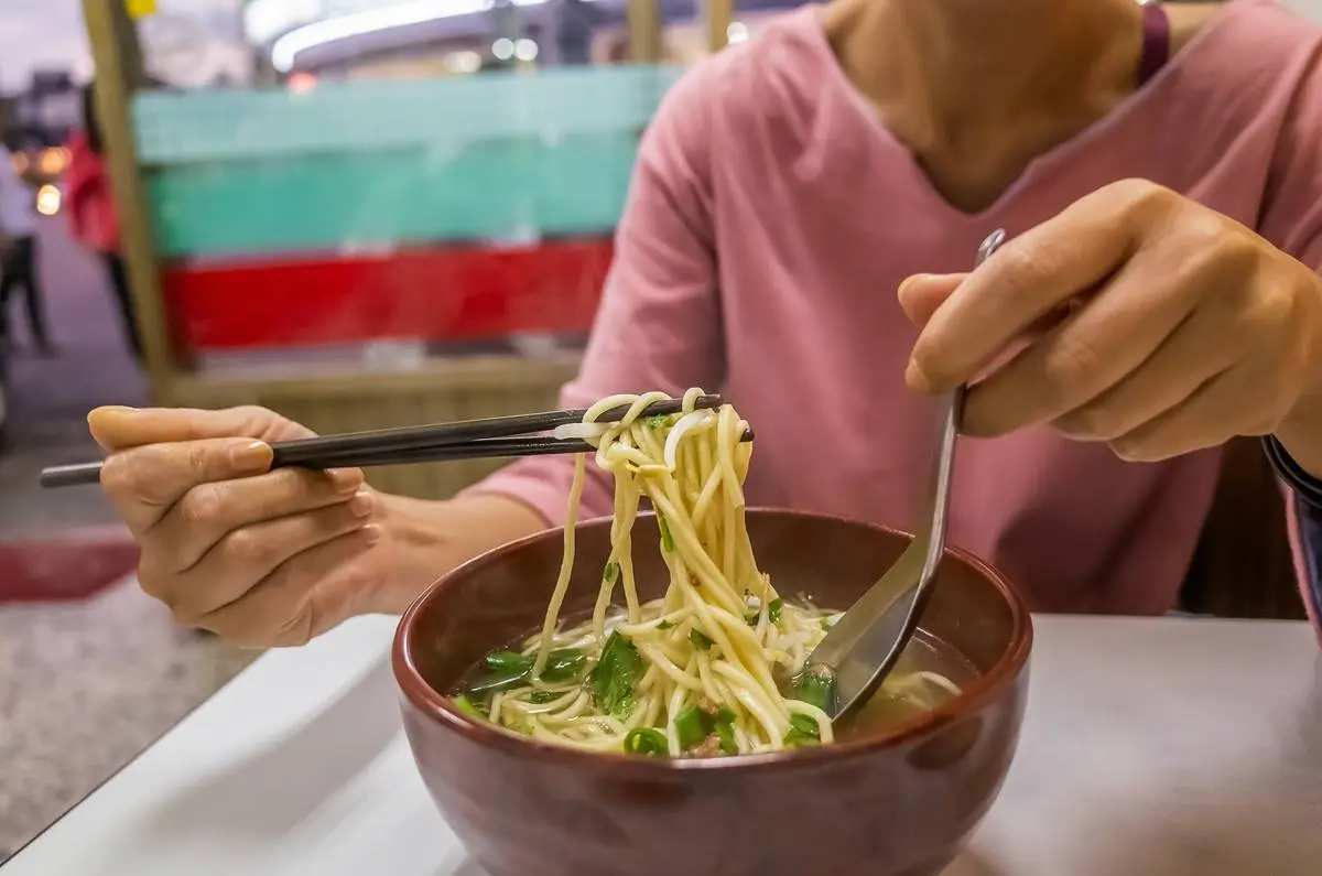 喝珍奶不踩雷!外食族不懂虧大,麵店「這情況」別去、珍珠「長這樣」先別點 喝珍奶不踩雷!外食族不懂虧大,麵店「這情況」別去、珍珠「長這樣」先別點