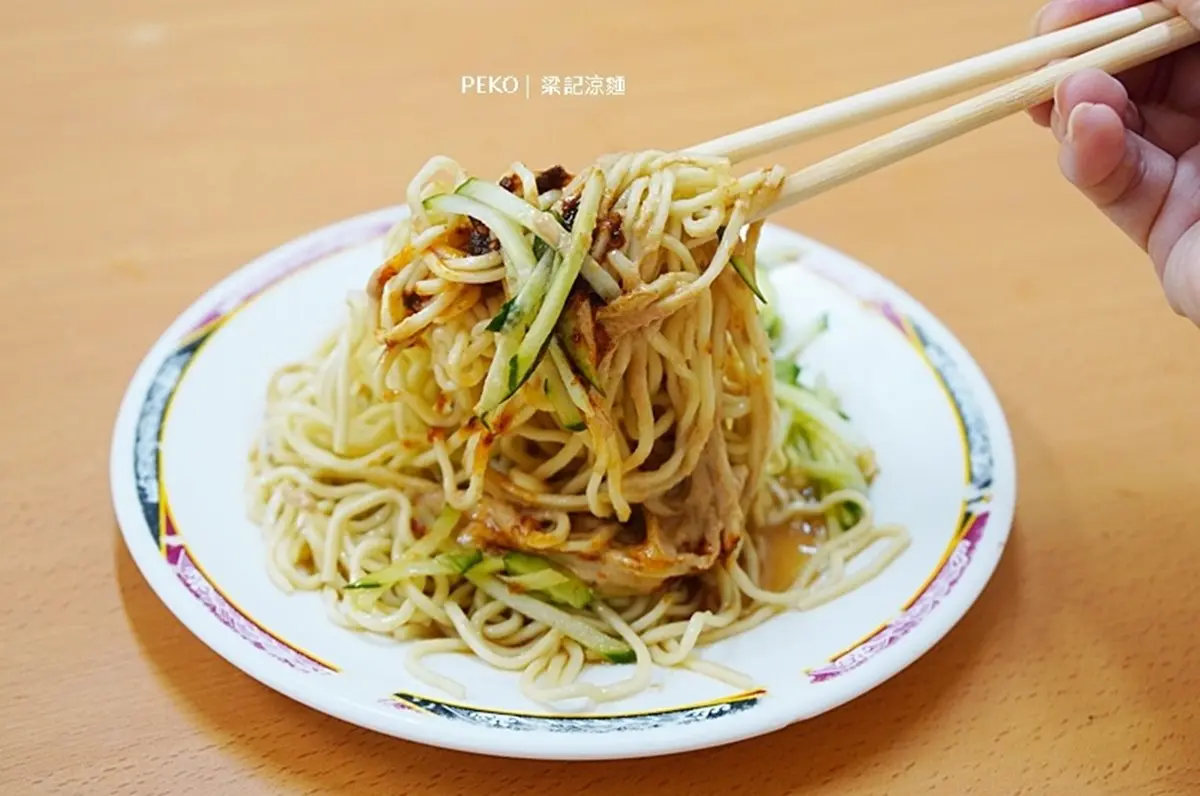 信義區都貴桑桑？永吉路→虎林街６家小資美食：15元甜甜圈、滿料烤鴨捲餅