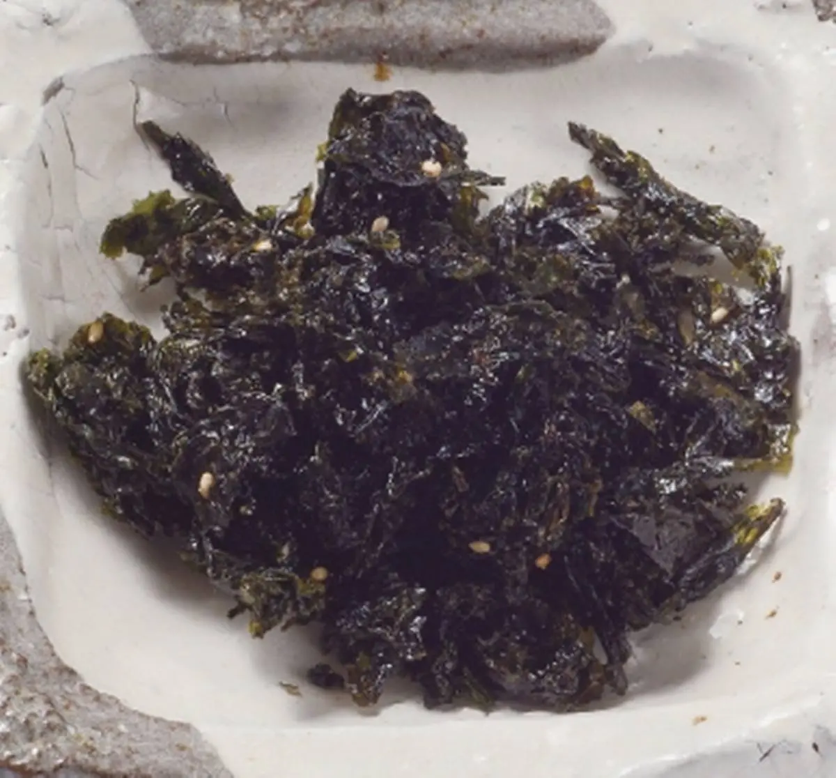 ８種超驚奇食材保存法！鳳梨「這樣擺」更好吃，沒吃完餅乾不怕軟靠「這顆」