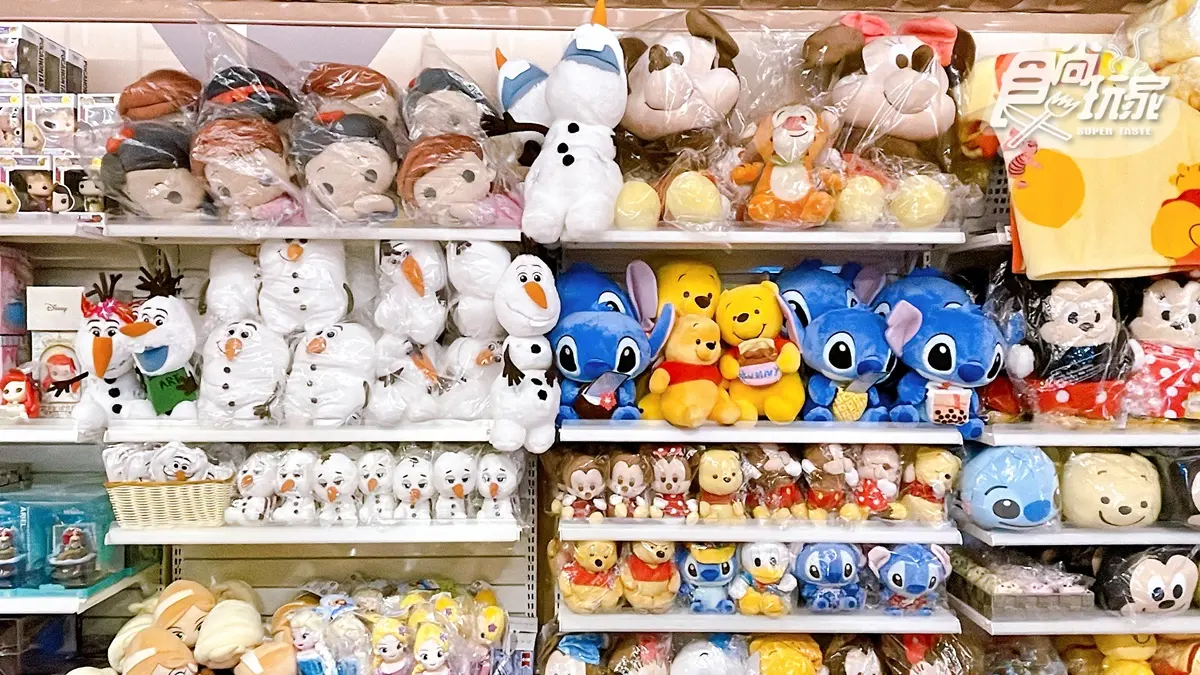 走進「玩總玩具盒」!2022新北耶誕城2大快閃店:迪士尼、皮克斯獨家周邊開箱 走進「玩總玩具盒」!2022新北耶誕城2大快閃店:迪士尼、皮克斯獨家周邊開箱