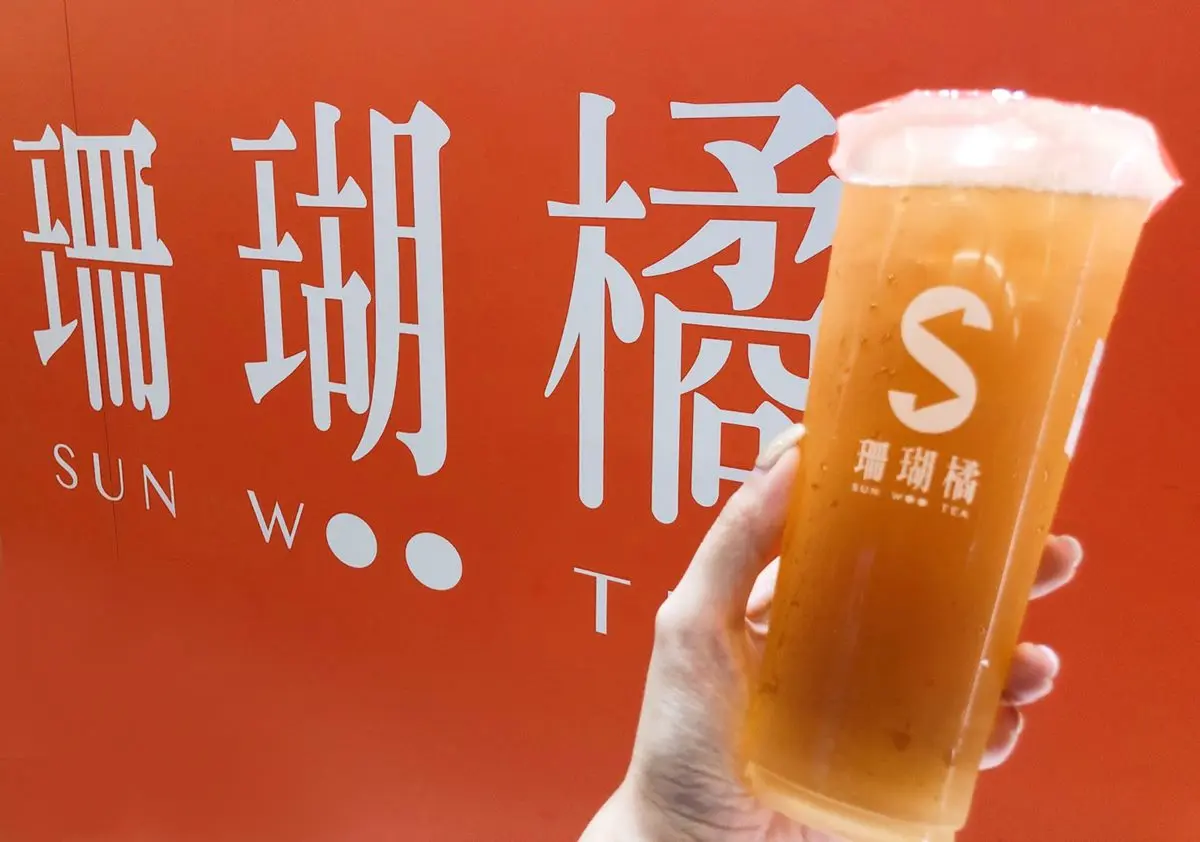 不只雪寶！耶誕城隱藏版打卡點「梵谷星空」，還有11元吃美食、餐廳買一送一