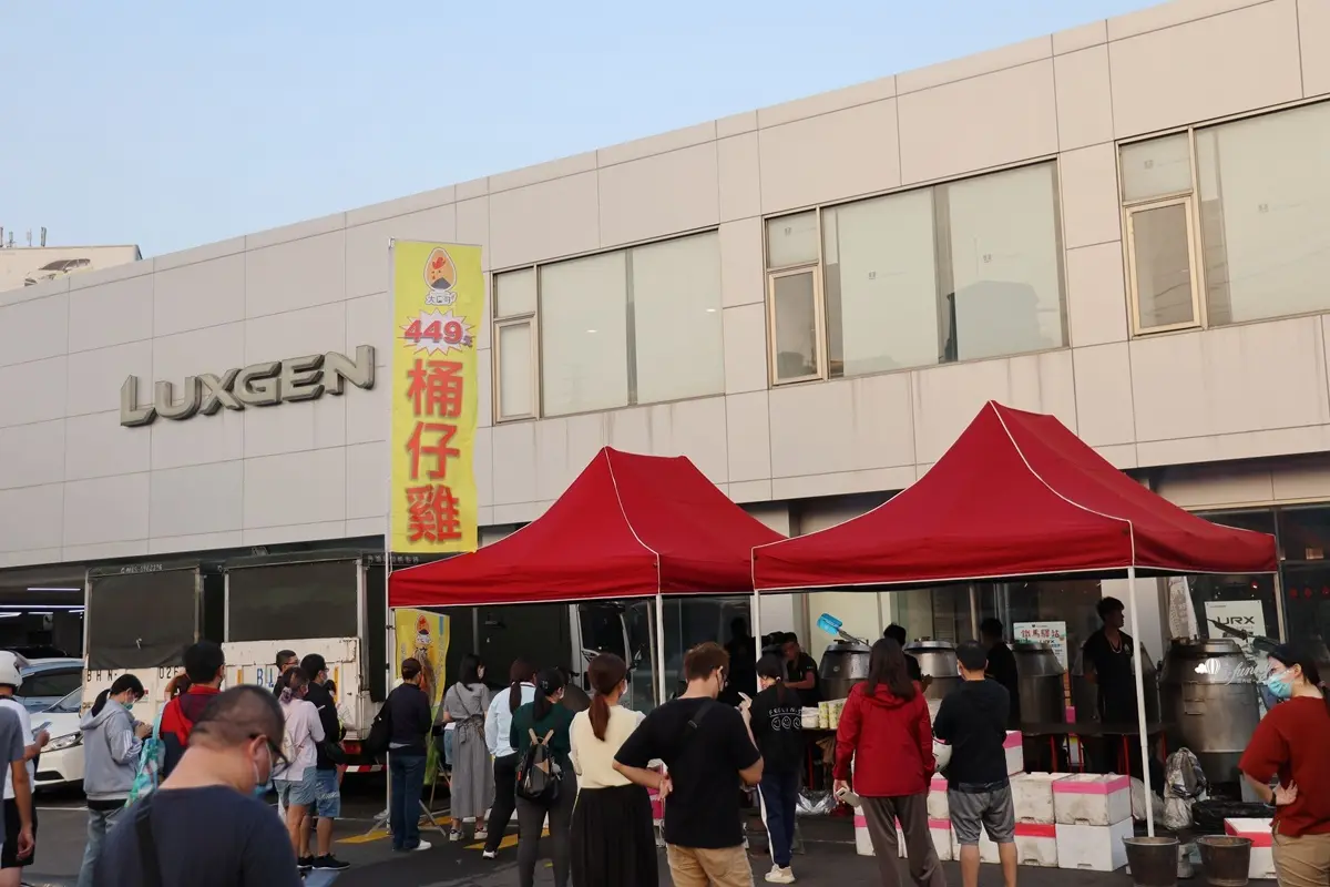 比演唱會還難搶！秒殺「傳說級烤雞」想吃看運氣，新北巡迴開跑快揪團搶訂